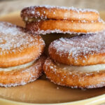 Galletas fritas, el dulce que endulza el otoño en Huelva