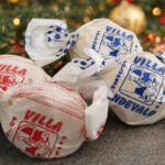 Dos clásicos de Navidad, los polvorones de anís y de almendra